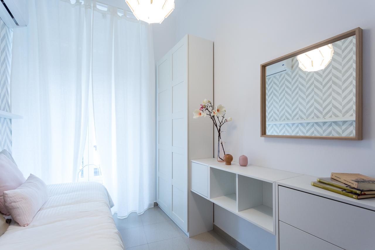 Apartamentos Diaber Gerona 22 Севиля Екстериор снимка