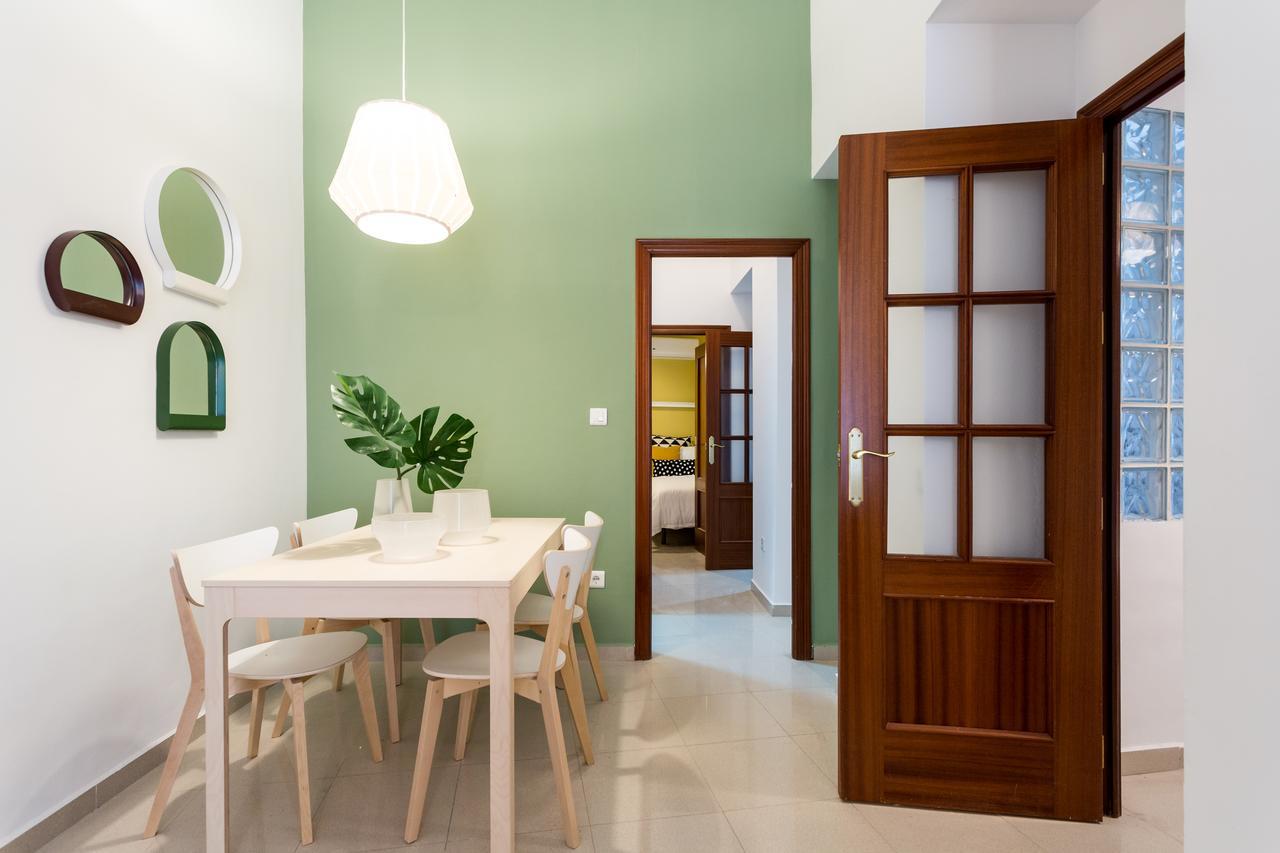 Apartamentos Diaber Gerona 22 Севиля Екстериор снимка